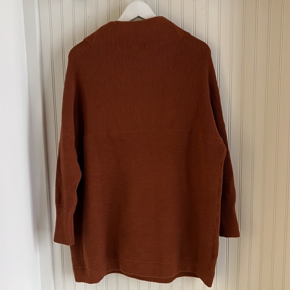 Free People Ottoman tunic sweater size small in the color Sienna - Picture 2 of 8